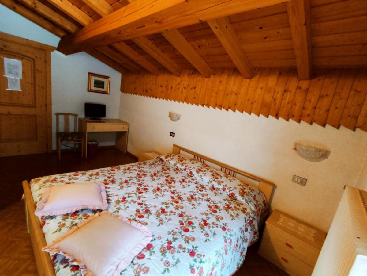 Affittacamere Pizzeria Marmolada Rocca Pietore Extérieur photo